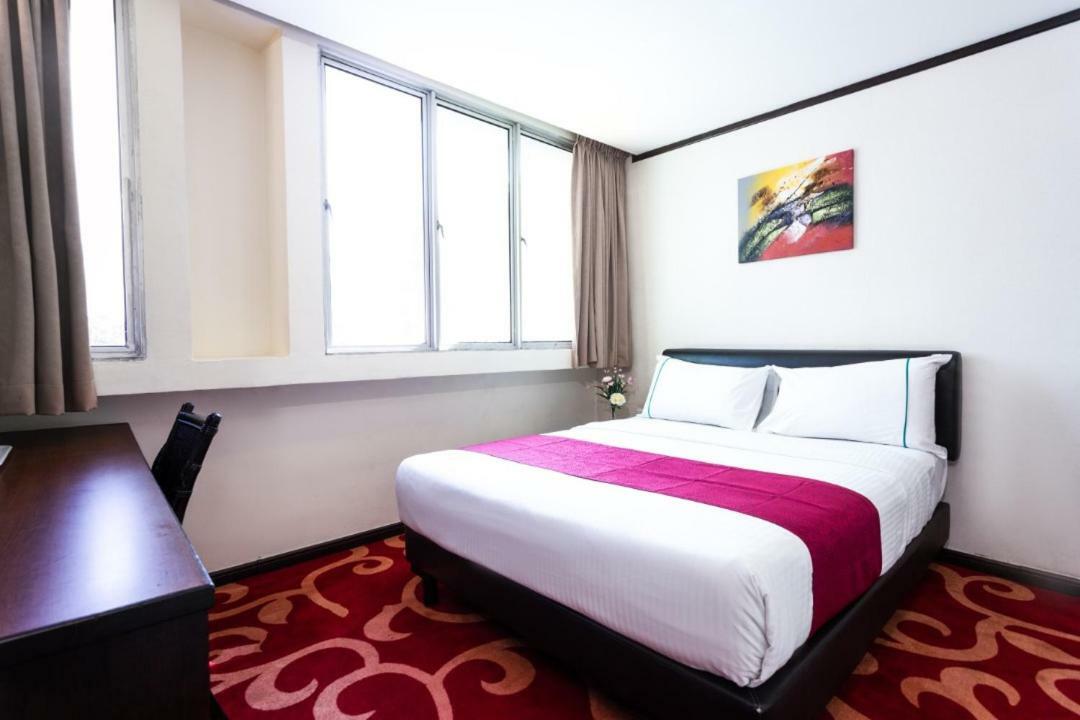 Hotel Vistaria Johor Bahru Luaran gambar