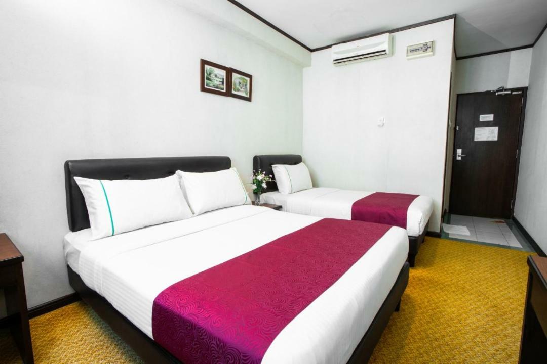 Hotel Vistaria Johor Bahru Luaran gambar